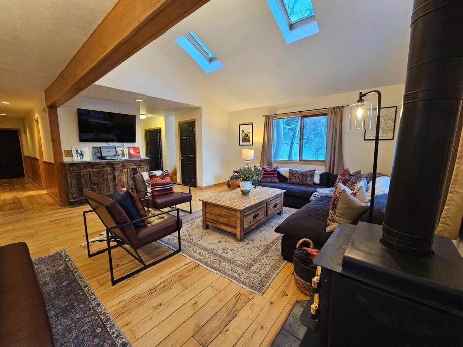 Private And Updated Breck Home With Hot Tub Breckenridge Exteriör bild