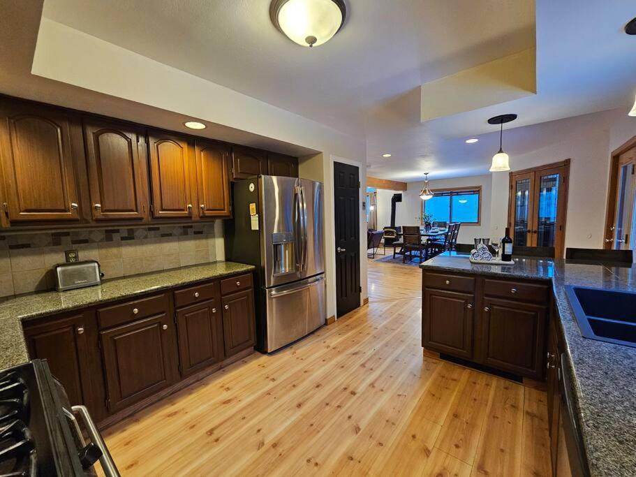 Private And Updated Breck Home With Hot Tub Breckenridge Exteriör bild