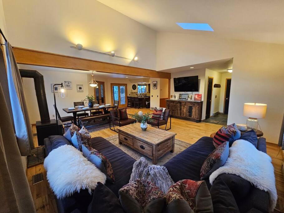 Private And Updated Breck Home With Hot Tub Breckenridge Exteriör bild