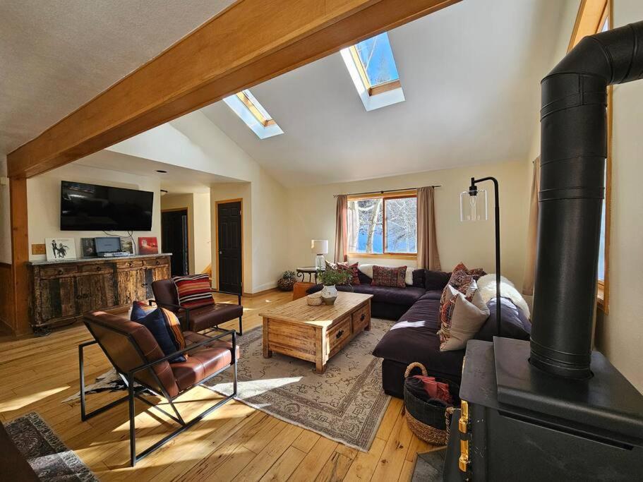 Private And Updated Breck Home With Hot Tub Breckenridge Exteriör bild